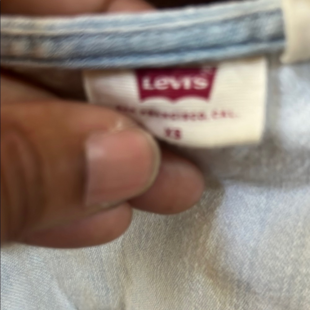 Levi's Light Blue Denim Top - Picture 2 of 3